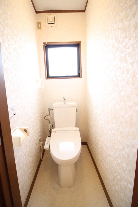 物件内観写真15　(トイレ)