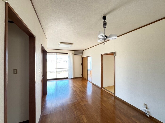 物件内観写真19　(居室)