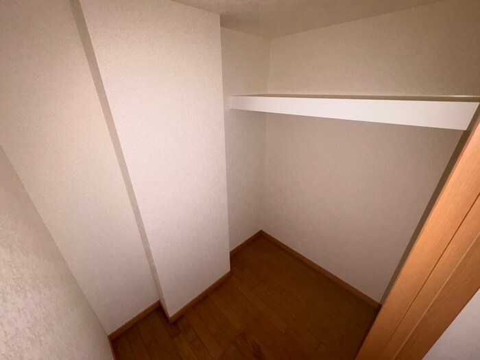 物件内観写真11　(収納)