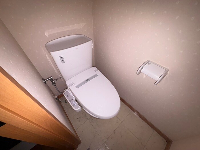 物件内観写真15　(トイレ)