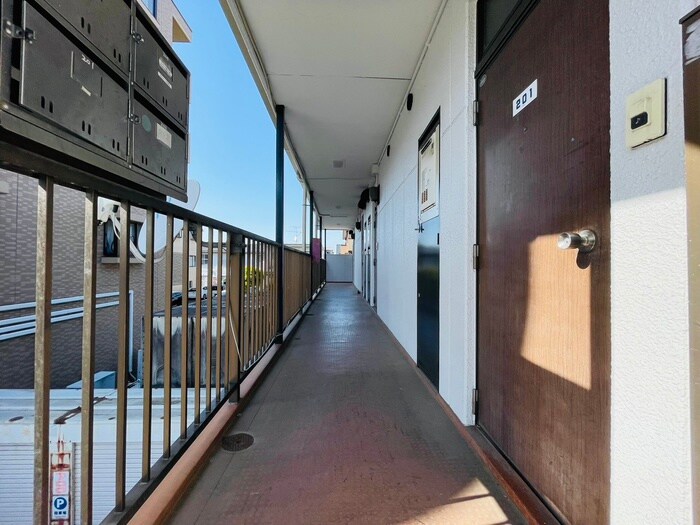 物件外観写真6　(建物設備)