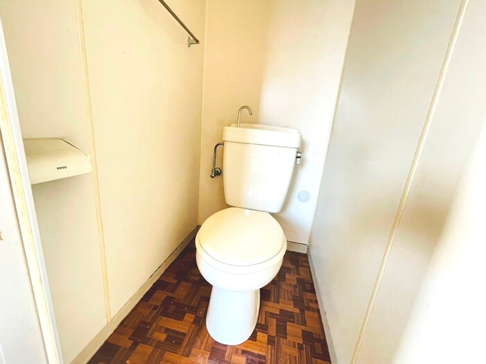 物件内観写真11　(トイレ)