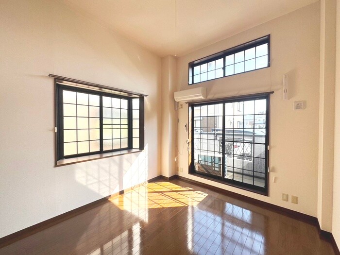 物件内観写真7　(居室)