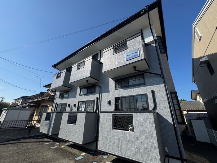 物件外観写真4　(外観写真)