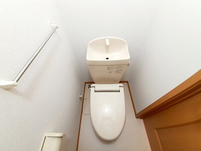 物件内観写真12　(トイレ)