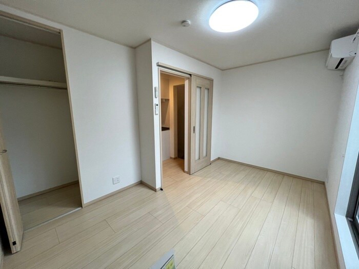 物件内観写真7　(居室)