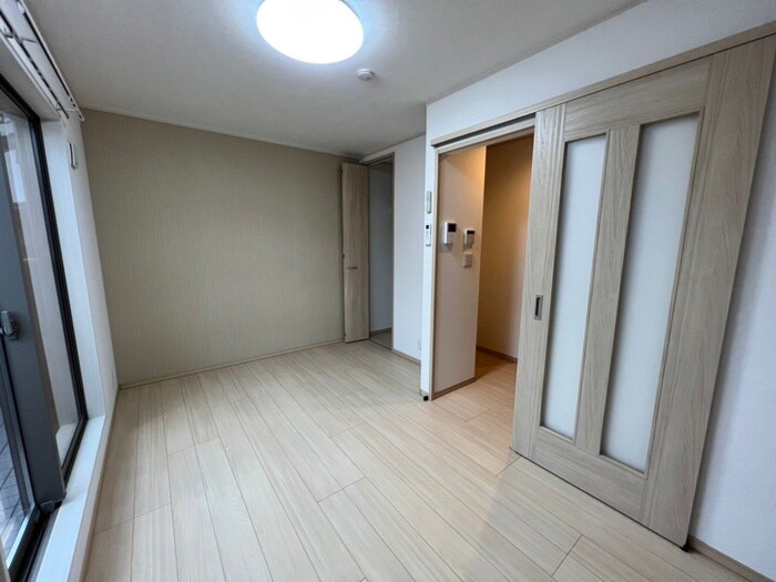 物件内観写真9　(居室)