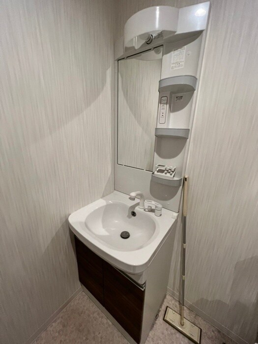 物件内観写真13　(洗面)