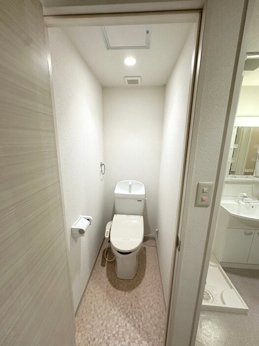 物件内観写真15　(トイレ)