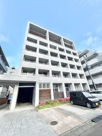 アーバングリッドの外観写真