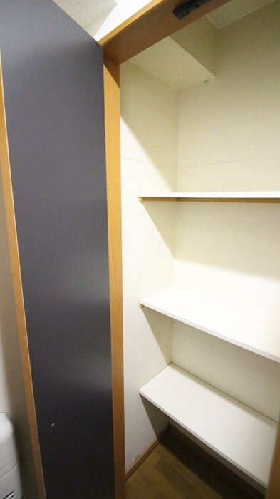 物件内観写真15　(収納)