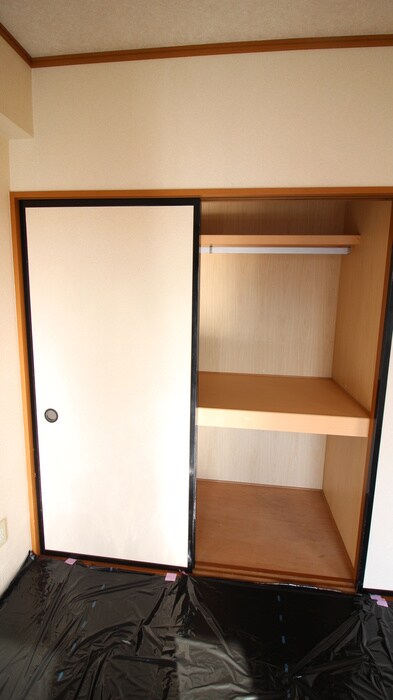 物件内観写真16　(収納)