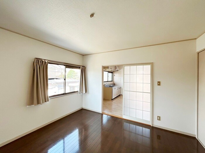 物件内観写真9　(居室)