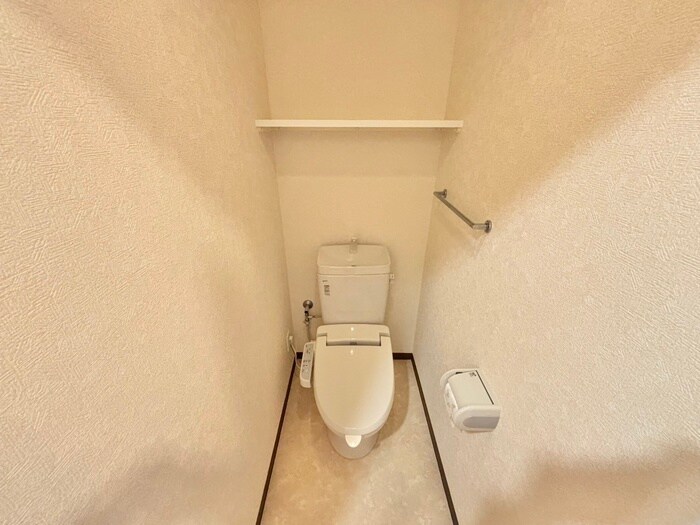 物件内観写真11　(トイレ)