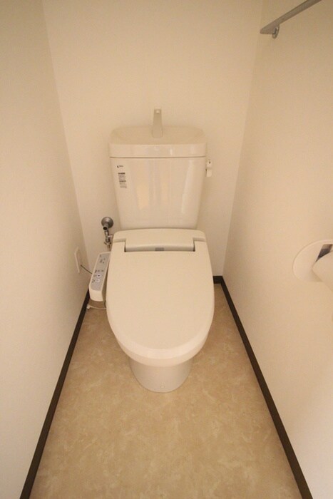 物件内観写真16　(トイレ)