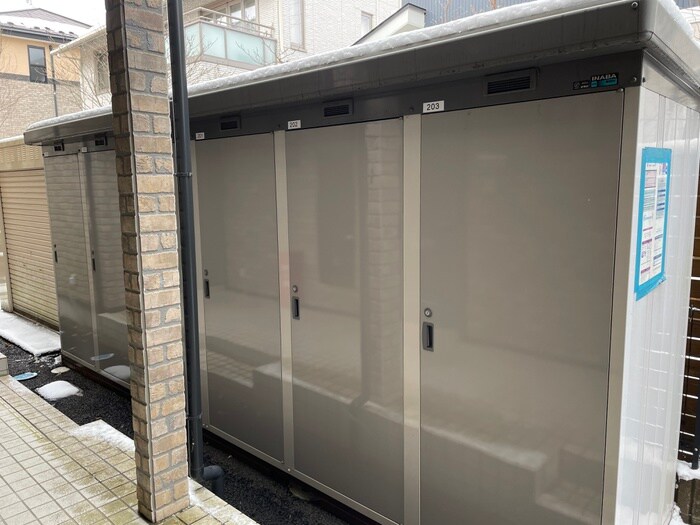 物件外観写真4　(建物設備)