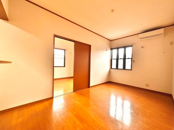 物件内観写真12　(居室)