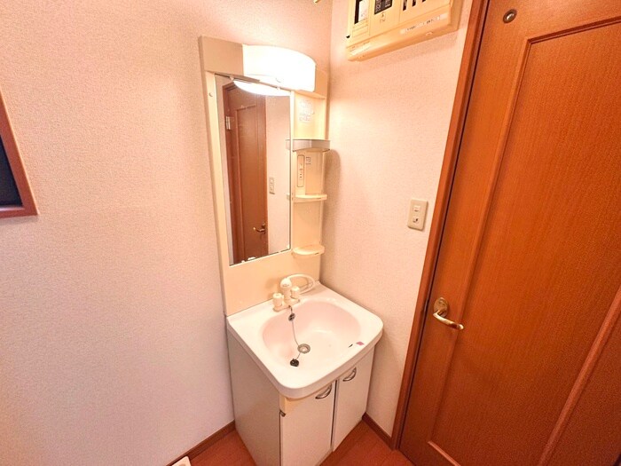 物件内観写真16　(洗面)