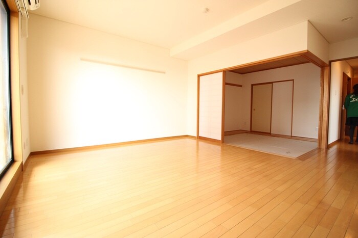 物件内観写真9　(居室)