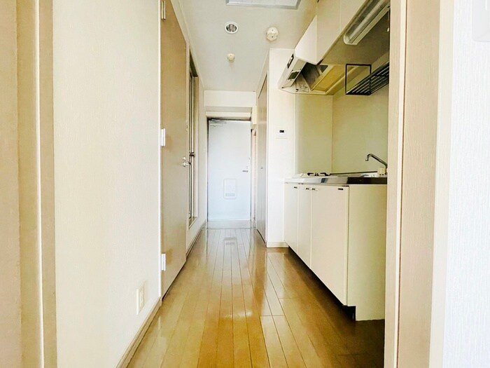 物件内観写真15　(廊下)