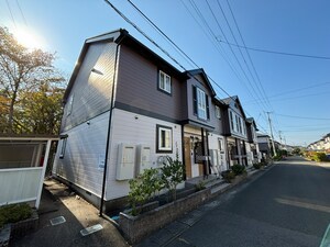 レジデンスオリ－ブⅡ外観写真