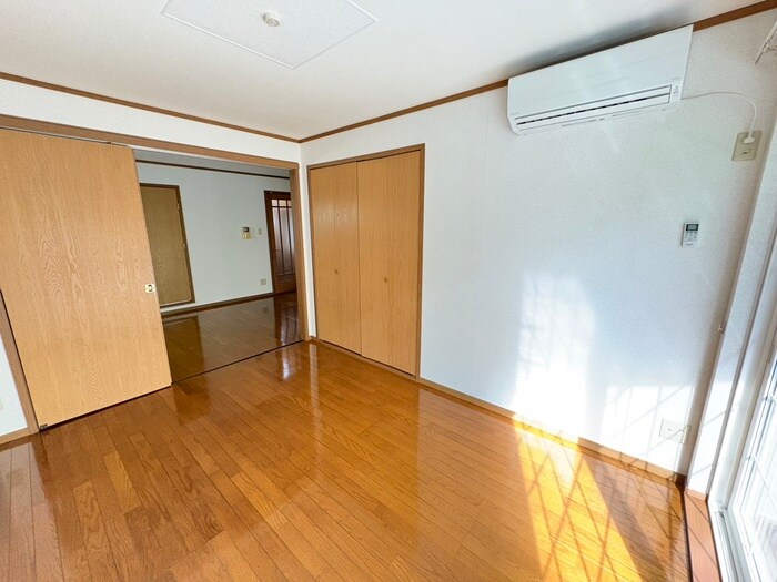 物件内観写真8　(居室)