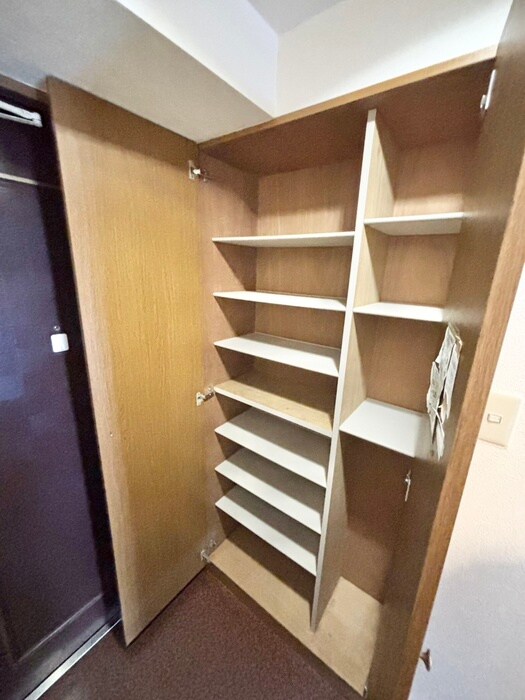 物件内観写真16　(靴箱)