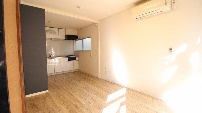 物件内観写真7　(居室)