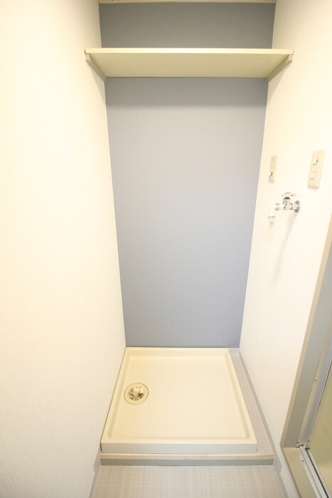 物件内観写真20　(洗濯機置場)