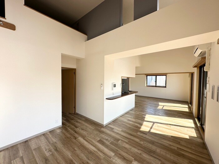 物件内観写真8　(居室)