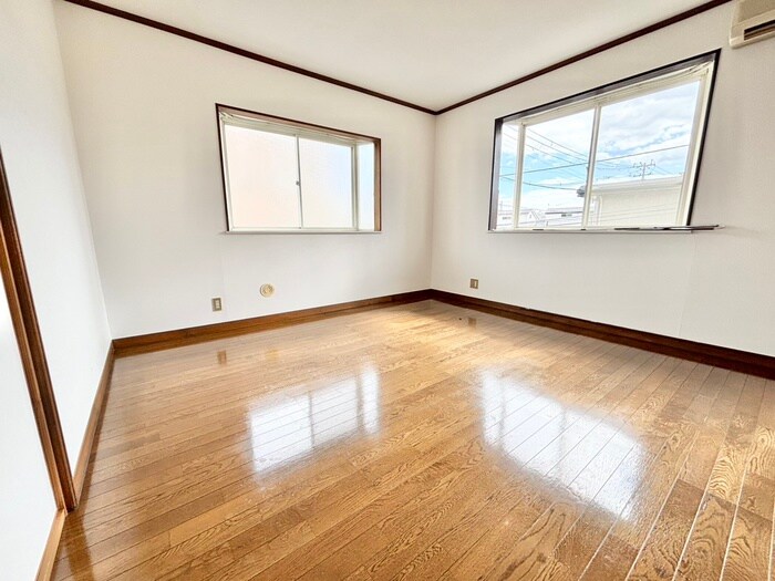 物件内観写真10　(居室)