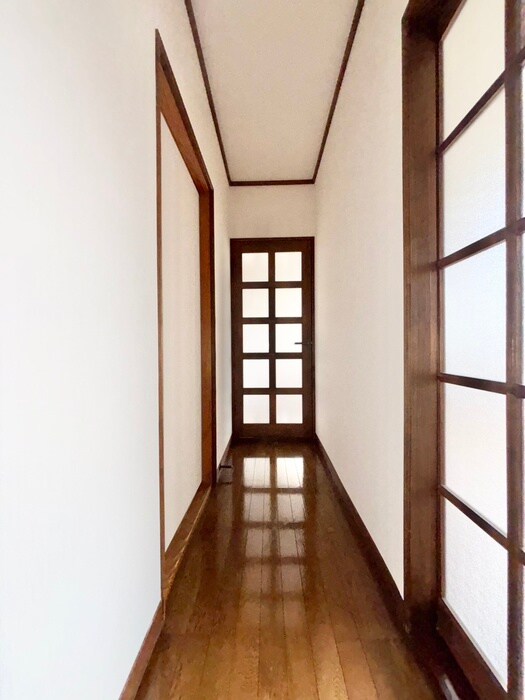 物件内観写真19　(廊下)