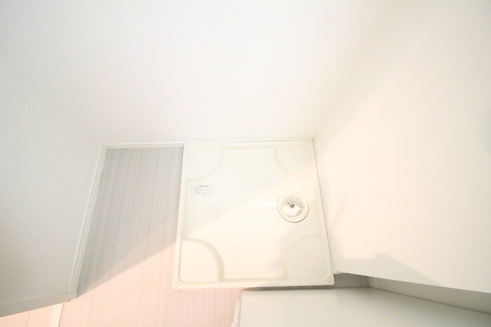 物件内観写真13　(洗濯機置場)