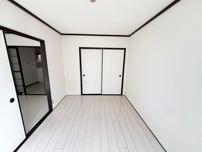 物件内観写真10　(居室)