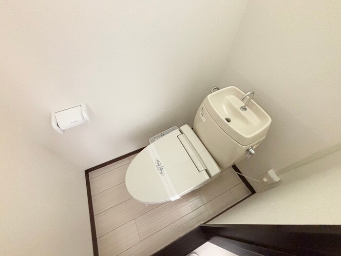 物件内観写真13　(トイレ)