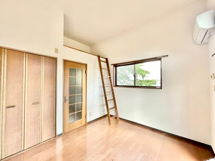 物件内観写真8　(居室)