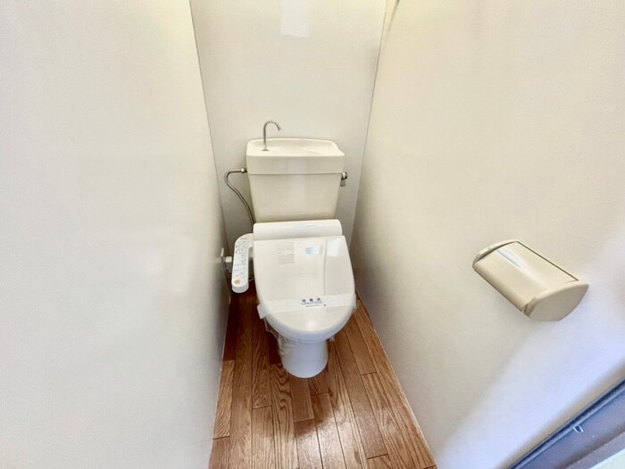 物件内観写真14　(トイレ)