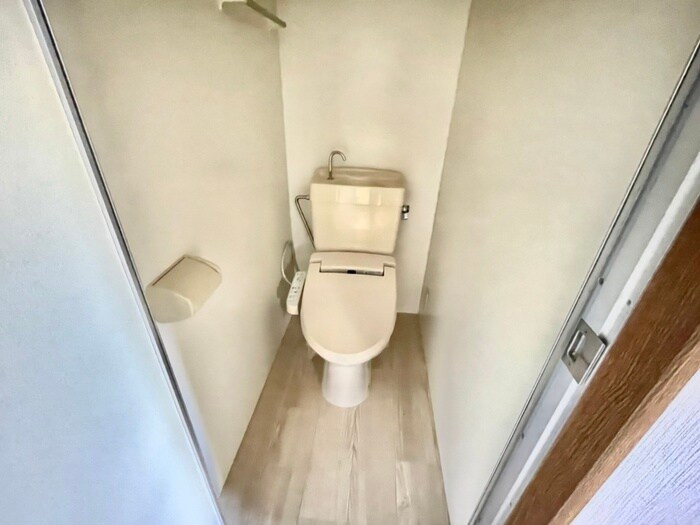 物件内観写真15　(トイレ)