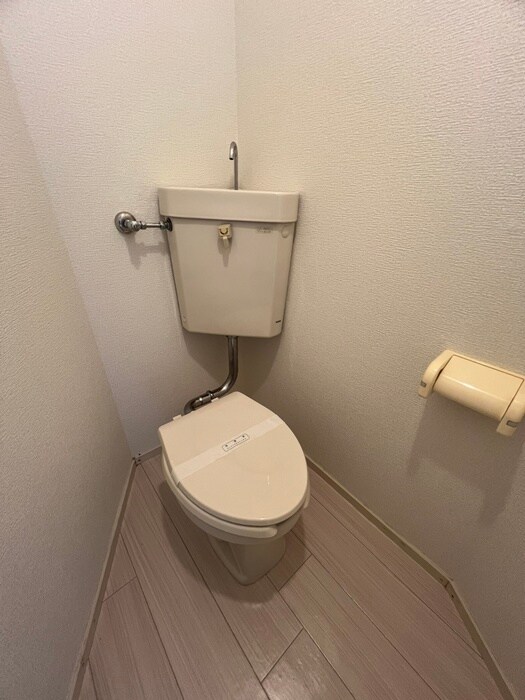 物件内観写真14　(トイレ)