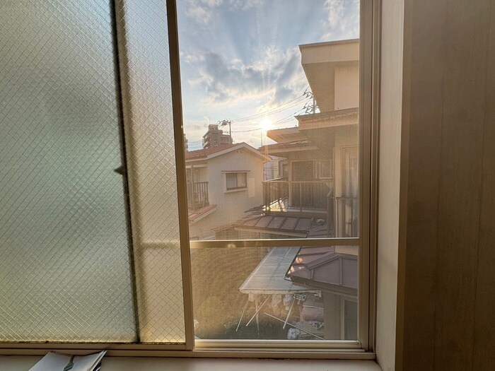 物件内観写真21　(室内からの展望)