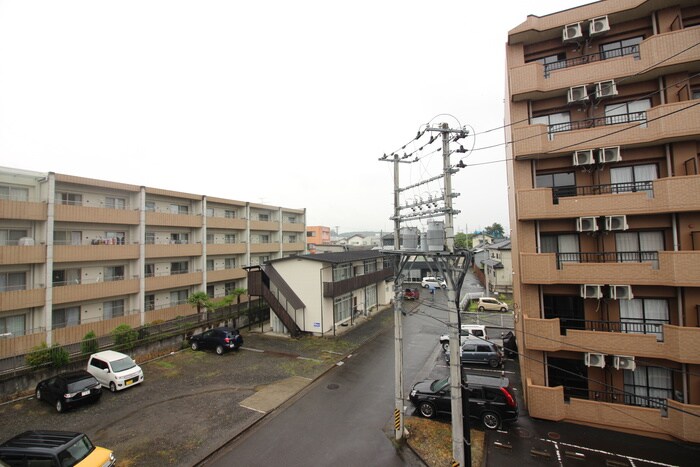 物件内観写真15　(室内からの展望)