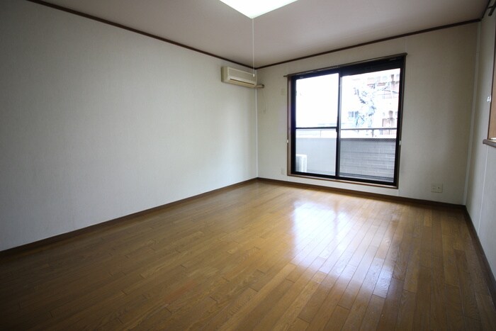 物件内観写真15　(居室)