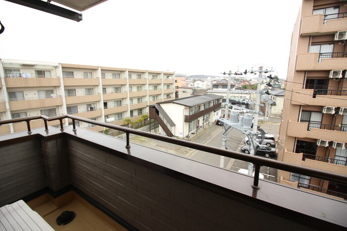 物件内観写真22　(室内からの展望)