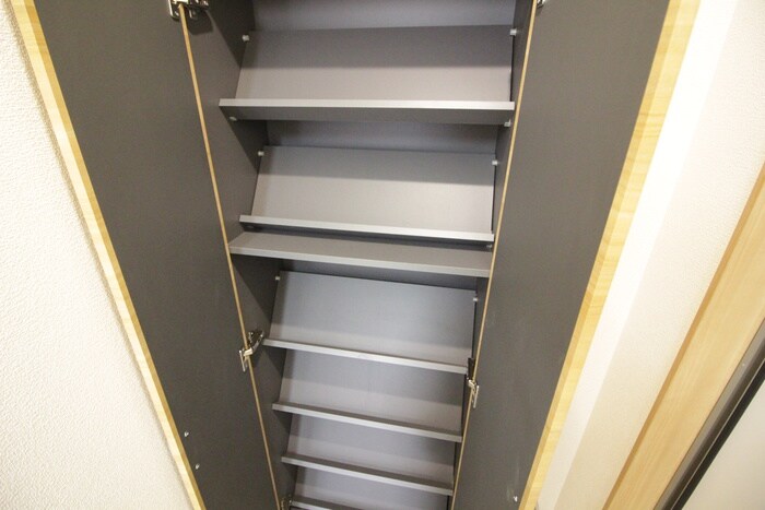 物件内観写真17　(靴箱)