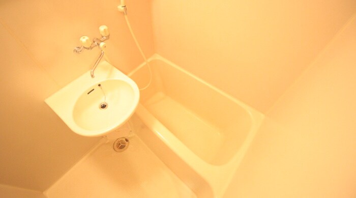 物件内観写真12　(バス／シャワールーム等)