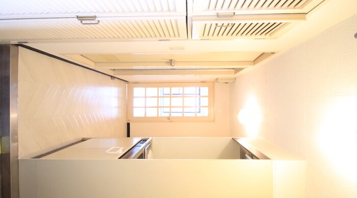 物件内観写真14　(廊下)