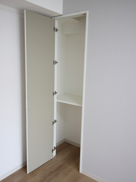 物件内観写真17　(収納)