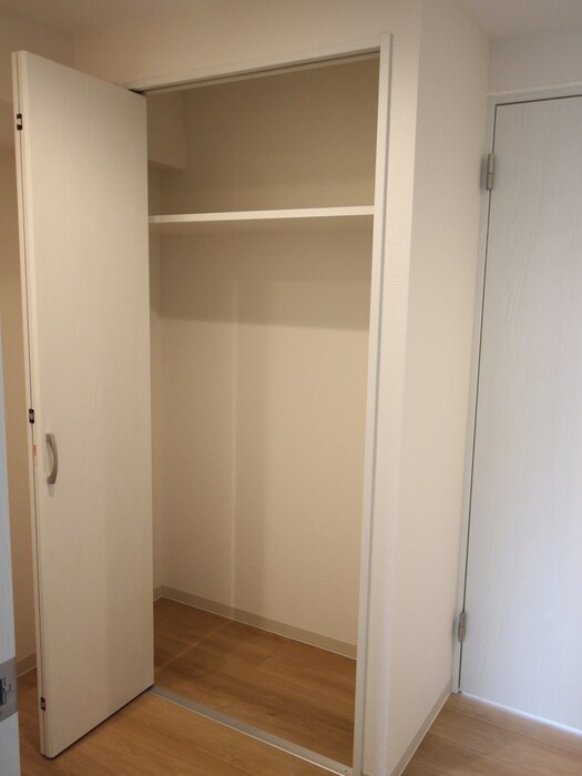 物件内観写真18　(収納)