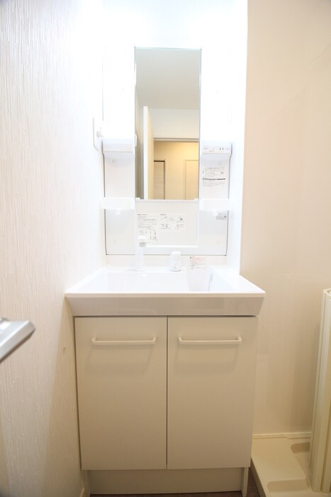 物件内観写真11　(洗面)