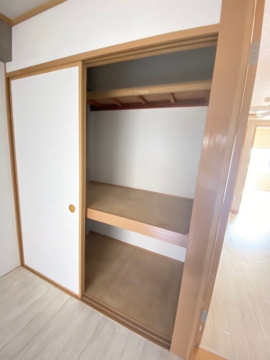 物件内観写真11　(収納)